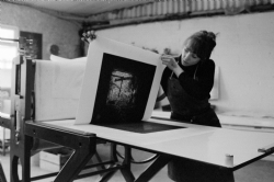 ../articleimages/1016/10069/250_jemma-gunning-etching.jpg