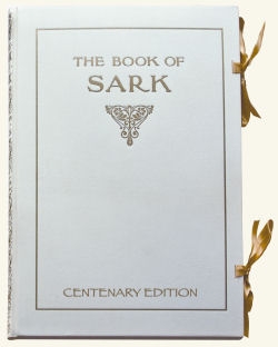 ../pageimages/6/17/250_centenary-edition-the-book-of-sark.jpg